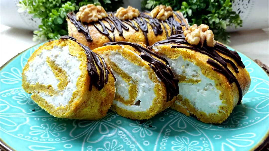 Морковный рулет без муки
