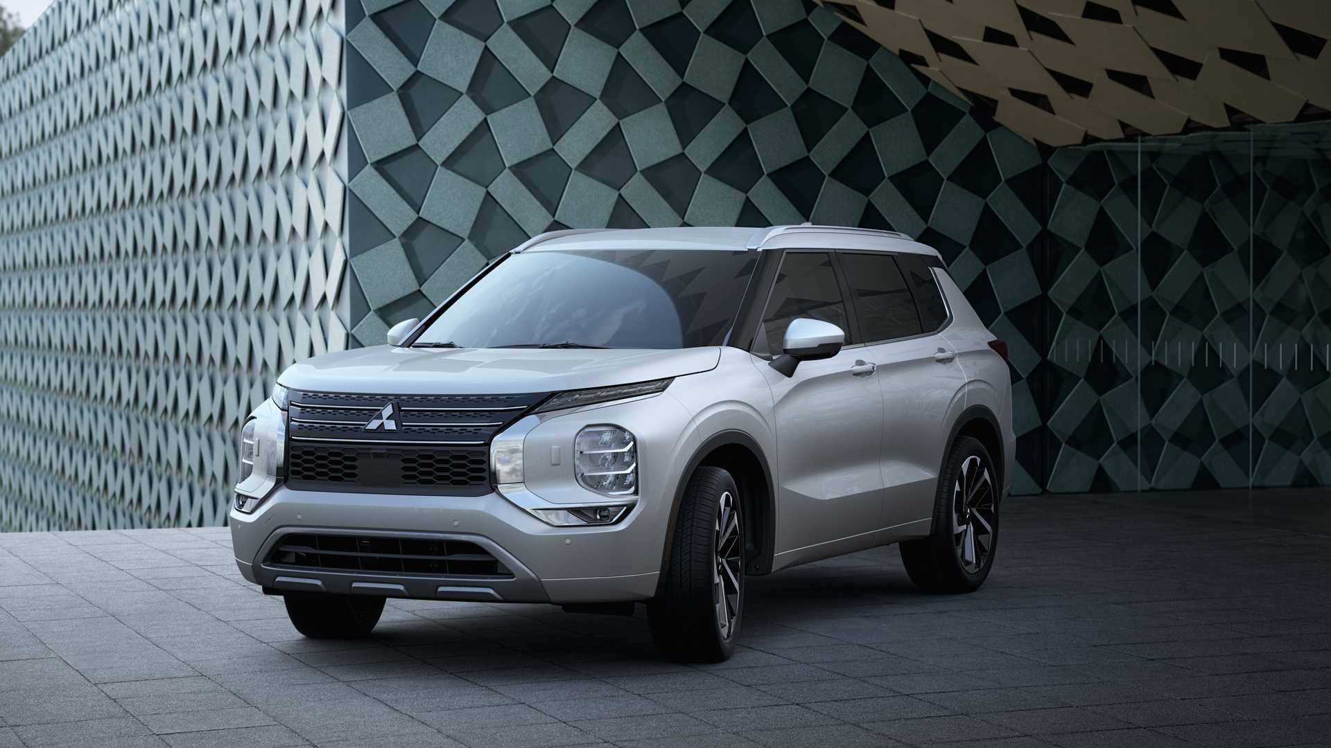 Mitsubishi Outlander 2021