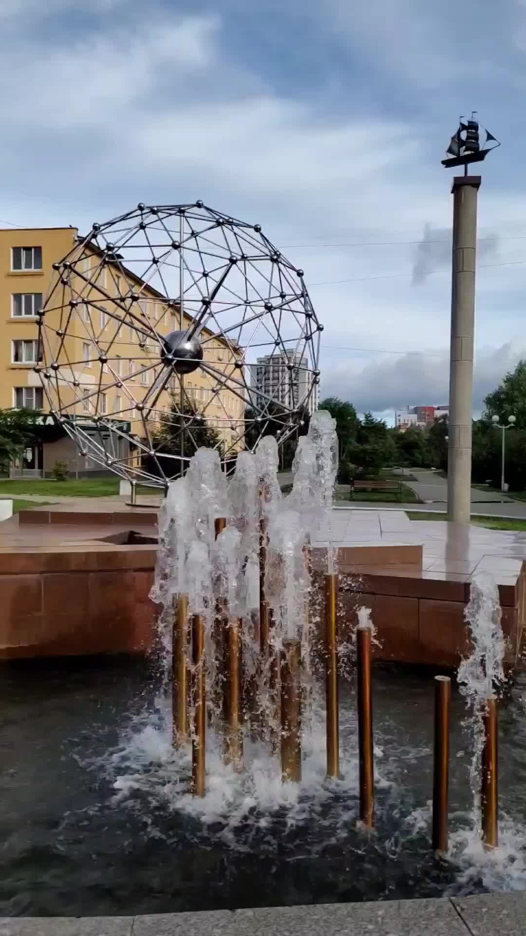 В Благовещенске временно отключили недавно открытую аллею фонтанов