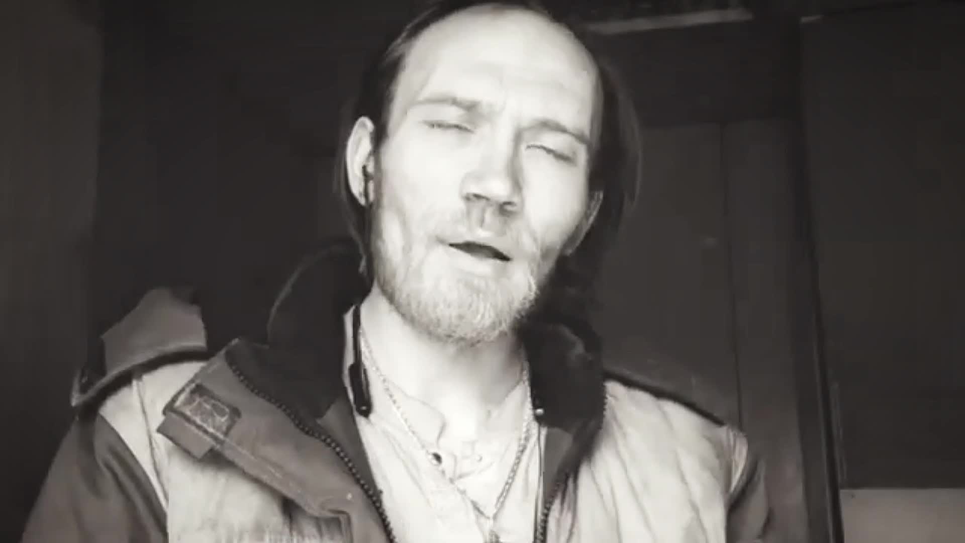 кира кинаш куклы. крученых лики есенина. хулиган певец. рассказ про шаманов. гафт хулиганы текст.