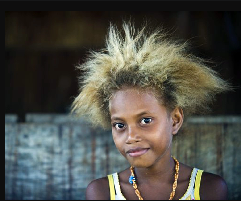 Тробриан. Соломоновы острова население. Жители меланезии соломоновы острова. Melanesian. Темнокожие со светлыми волосами.