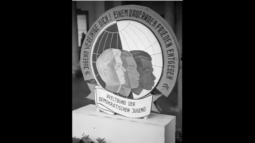 Конверт первого дня фестиваль молодежи. Всемирная федерация демократической молодёжи. Фестиваль молодежи и студентов 1957. Всемирная федерация демократической молодёжи. Гимн всемирного фестиваля молодежи.