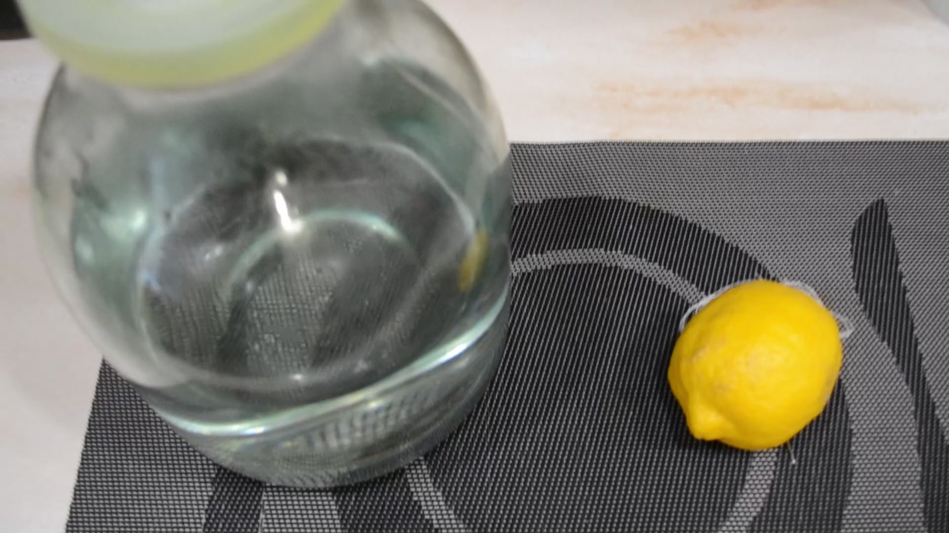 висельник на самогоне рецепт. настойка лимонный висельник на самогоне. висельник на самогоне рецепт. висельник на самогоне с яблоками. яблочный висельник на самогоне.