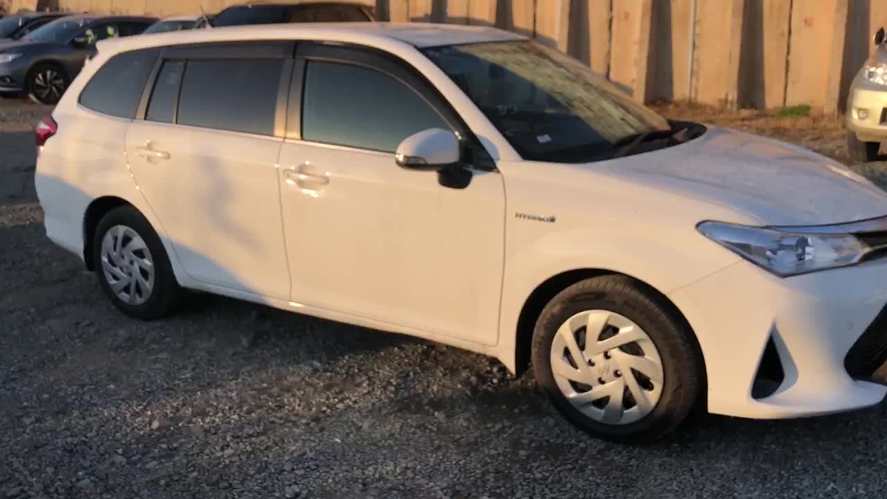 Р”РЅРёС‰Рµ Toyota Corolla Fielder Hybrid 2016
