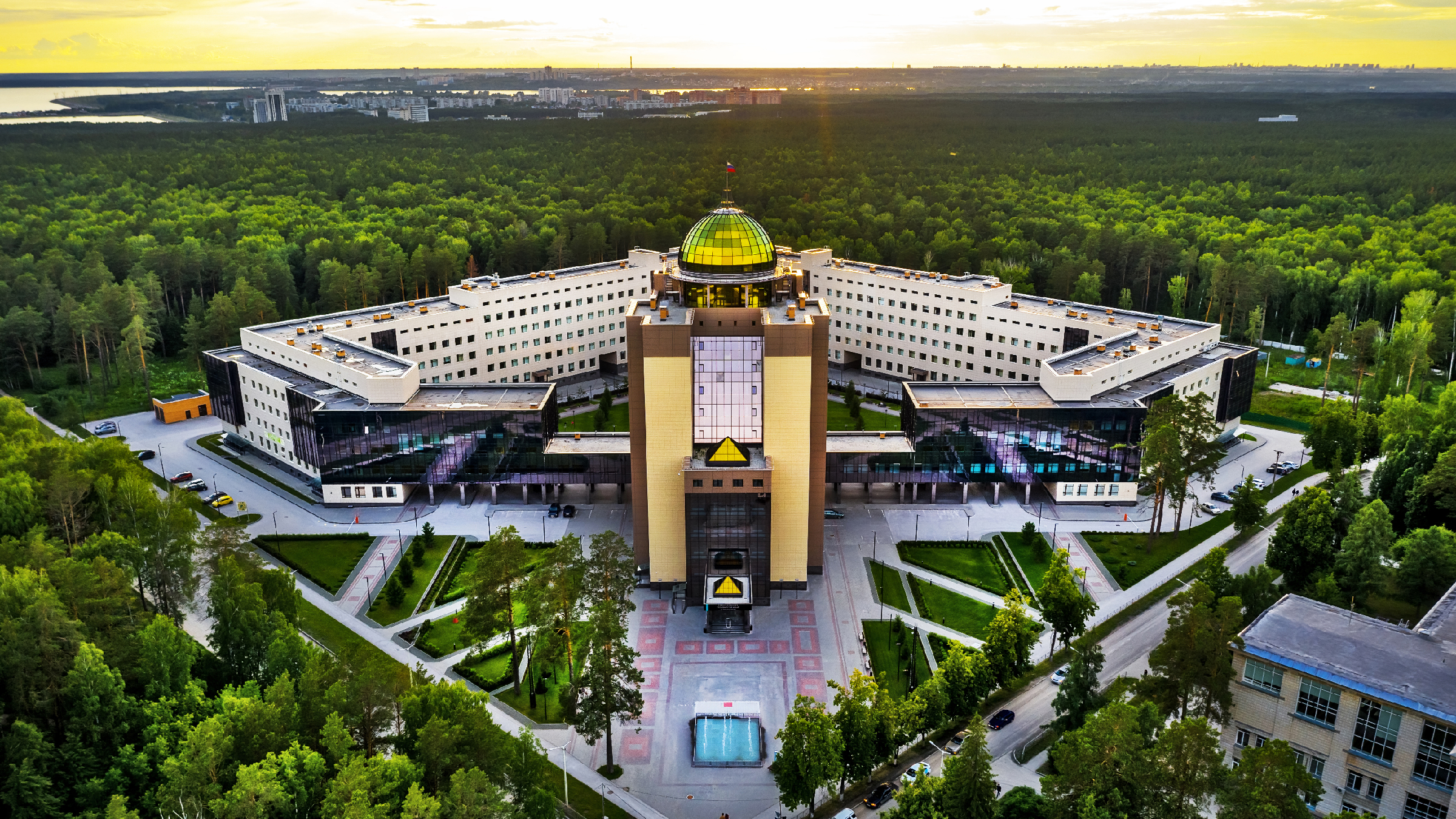 руднев нгу новосибирск. новосибирск пирогова 1 университет. новосибирский национальный университет. нгу новосибирск официальный сайт. нгу новосибирск.