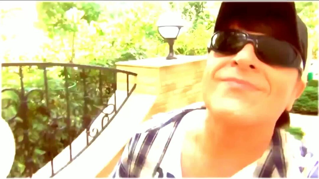 слушать виктора королева вишня.