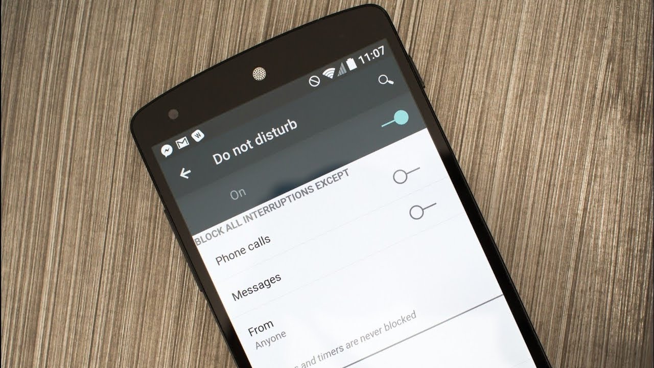 Язык смартфона. Режим не беспокоить HTC. Slack is in do not Disturb Mode.