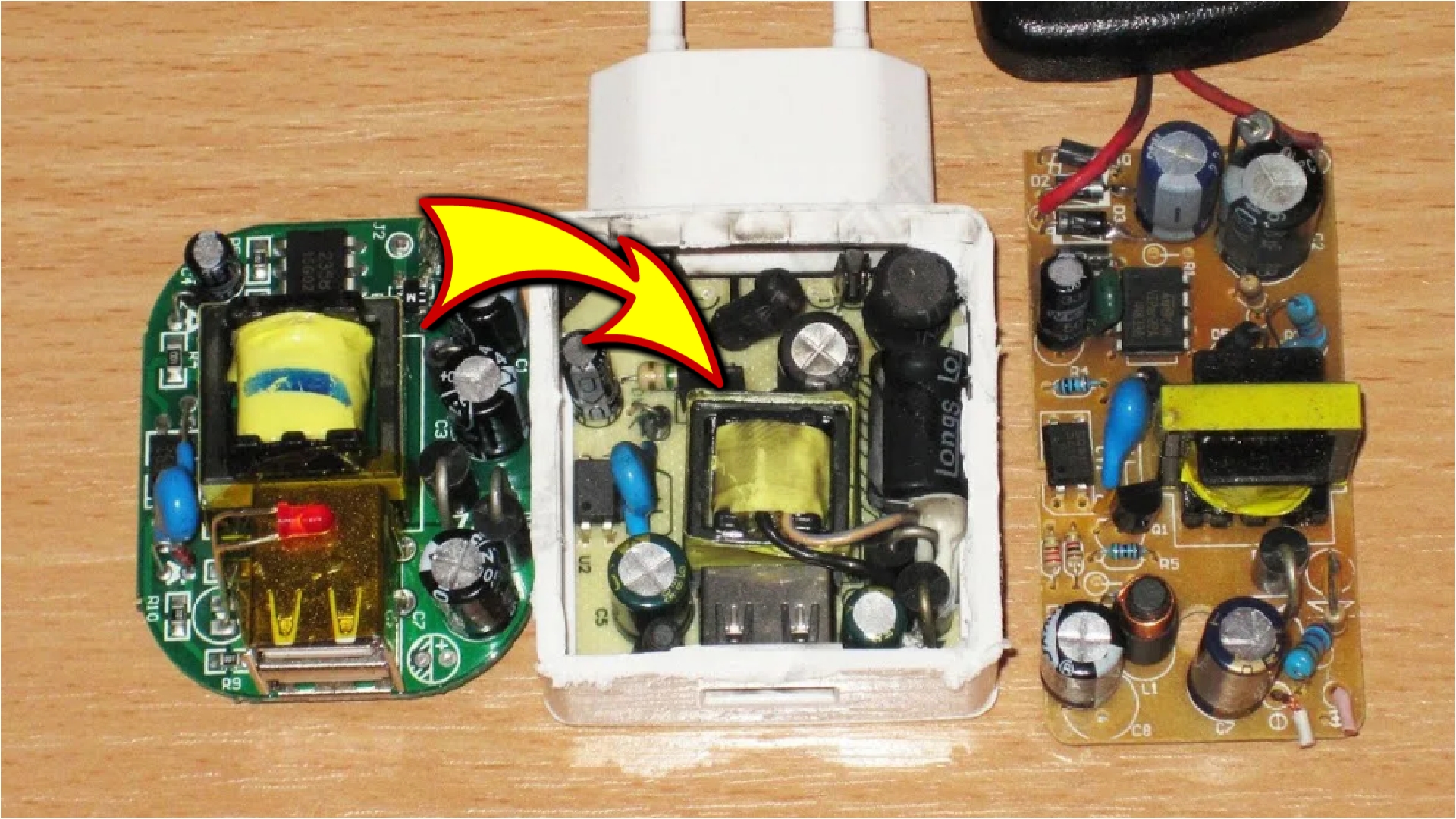 Ремонт зарядного. БП из зарядки для мобильника. Импульсный блок питания телефона. Что внутри блока питания телефона. Плата зарядного устройства для телефона.