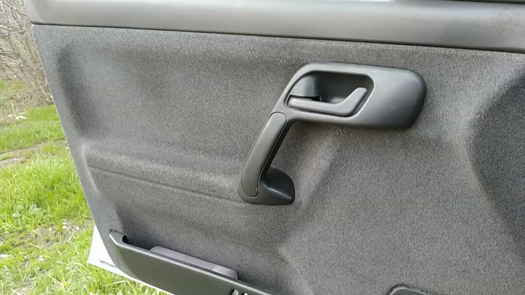 Как и чем очистить салон авто (дешево, быстро, качественно) | Повтори ...