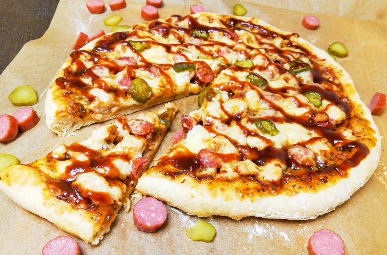 хрустящее тесто на пиццу без дрожжей тонкое фото 42
