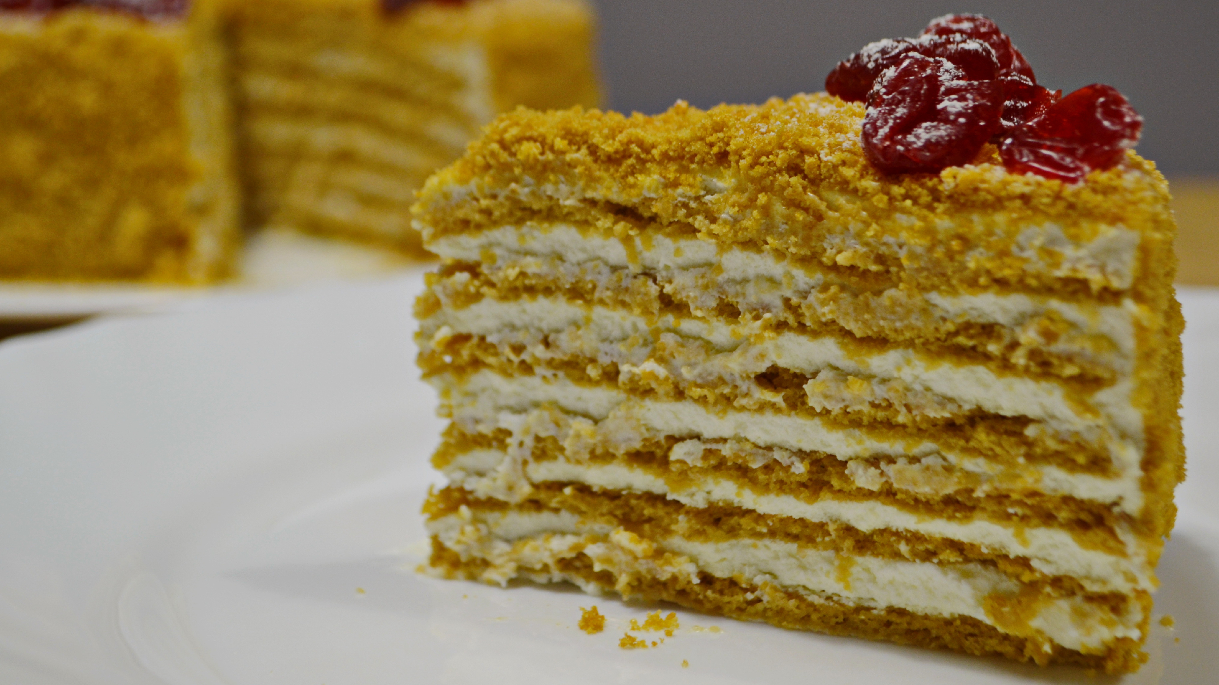 Торт медовик с сметанным кремом. Наполеон Шобутинская.