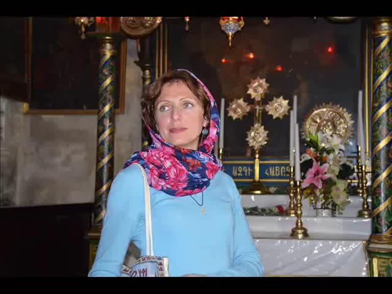 у церкви стояла карета поем. у церкви стояла карета жанна бичевская. му церкви стояла корета. у церкви стояла карета поем. у церковь стояла каретная.