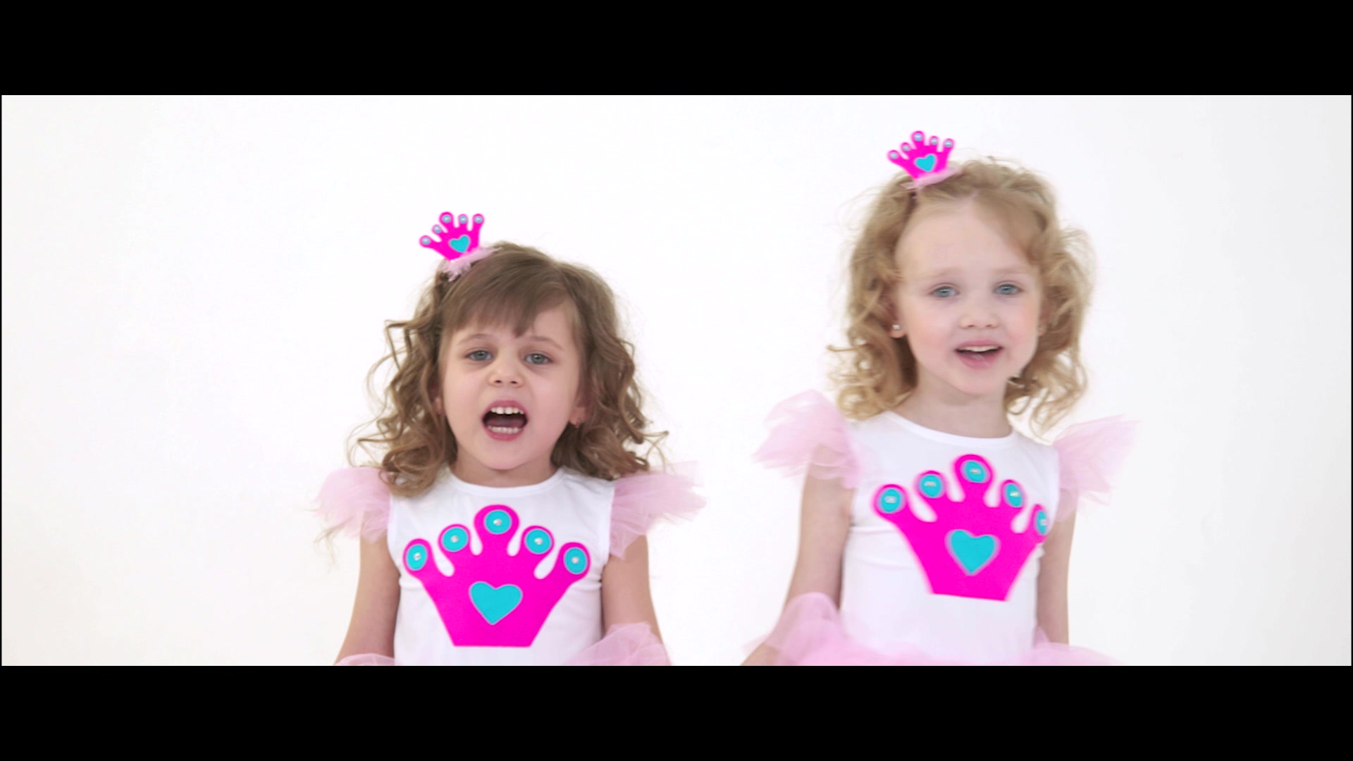 старшая сестра текст. включи песню сестры. сестры музыка. включи песню сестры. старшая сестра текст.