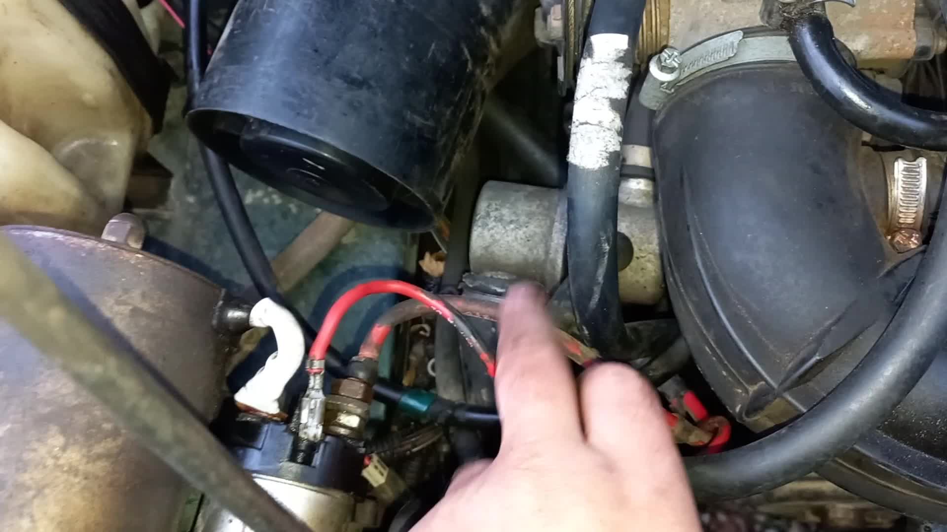 Стартер нива 21214. Клеммы акб ваз 2107. Нива 21214 провод стартера. Клеммы стартера нива шевроле. Втягивающее реле стартера нива 21213.