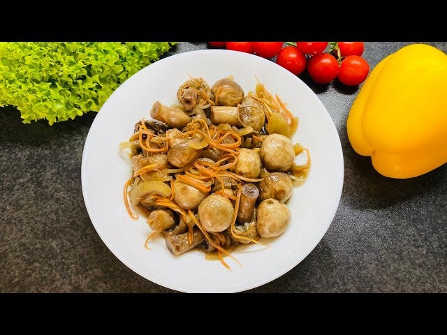 маринованные грибы на праздничном столе. шампиньоны за 7 минут. грибочки маринованные. шампиньоны за 7 минут. маринованные шампиньоны за 7 минут.