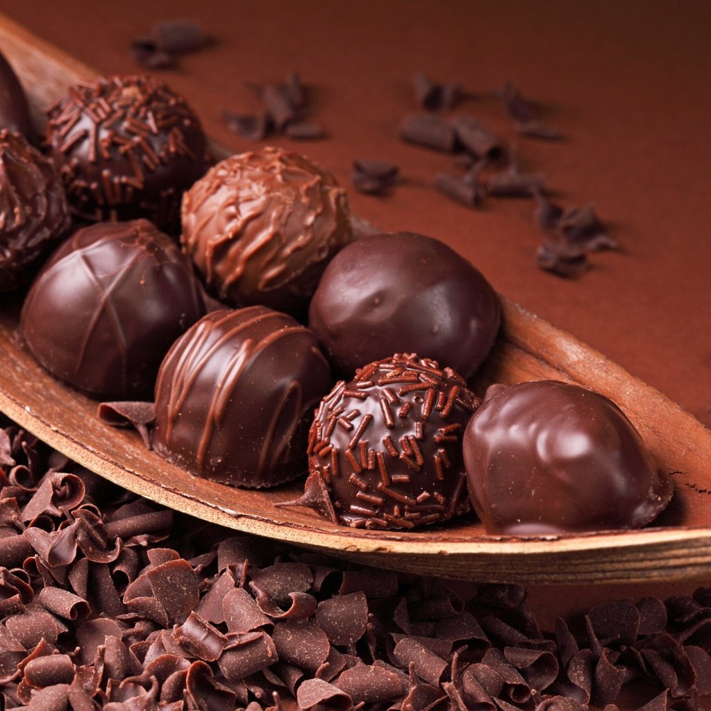 День конфет пожелания. Шоколадные конфеты. День шоколада. Всемирный день шоколада. Конфеты шоколад.