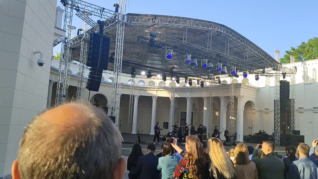 Концерт на вднх 9 мая. Зелёный театр ВДНХ. Зеленый театр ВДНХ зал.