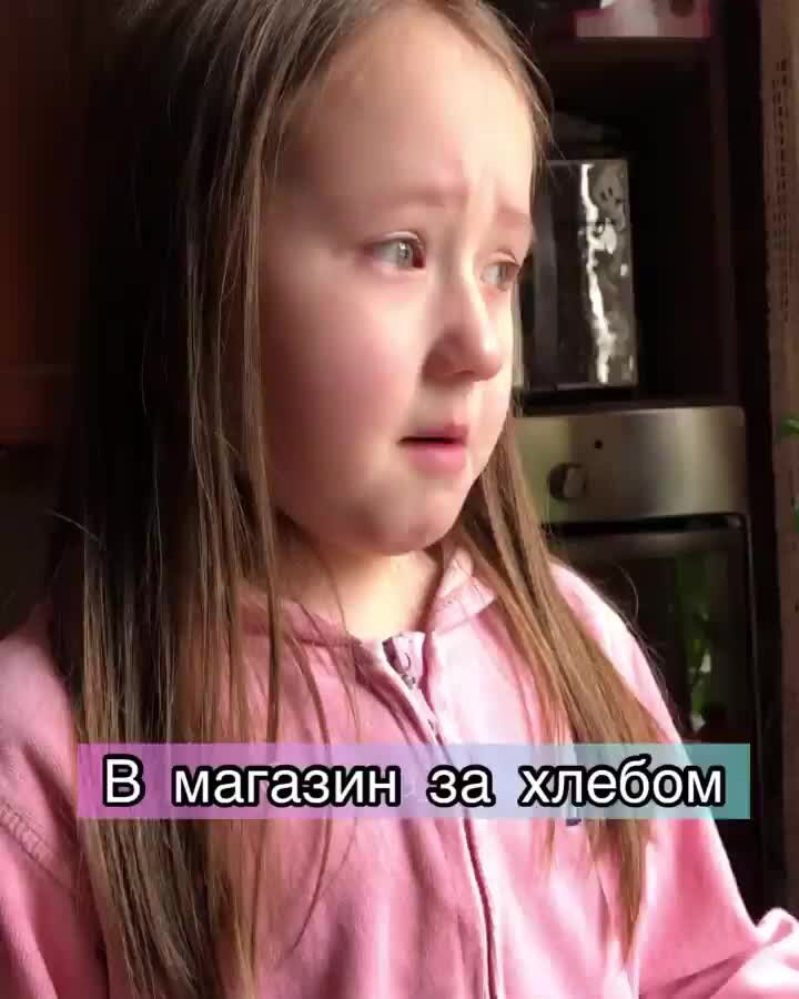 стихотворение так в пятьдесят скучается по маме. жалко маму. жалко маму. материнская плата мать мем. плачет жалко.