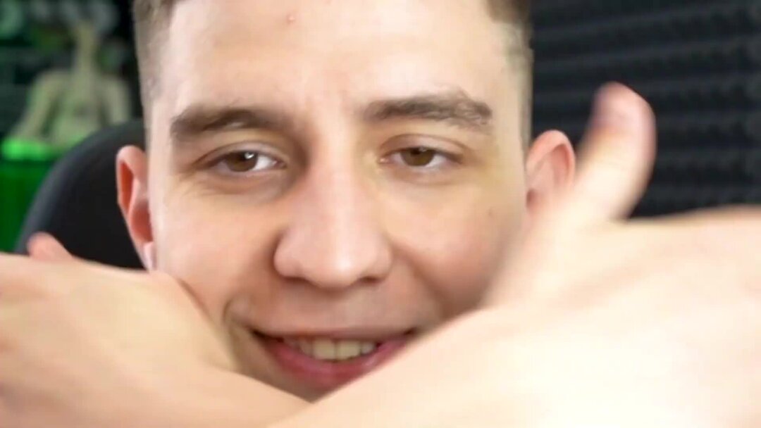 стал врачом на 24