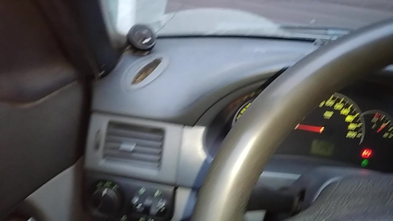 Как открыть заклинившую заслонку печки на ПРИОРЕ без проблем???