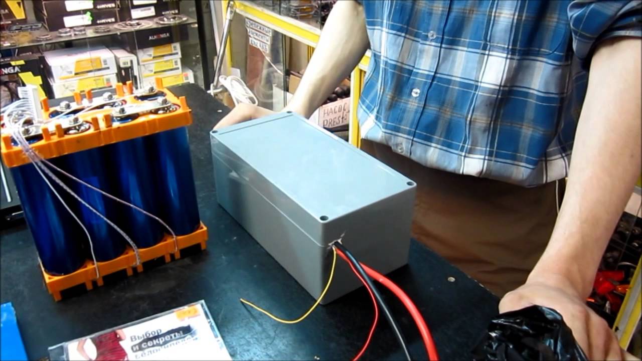 Аккумулятор видео. Аккумулятором для автомобиля российского производства. Аккумулятор видео. Автомобильный аккумулятор energizer premium em77l3. Батарея пули.