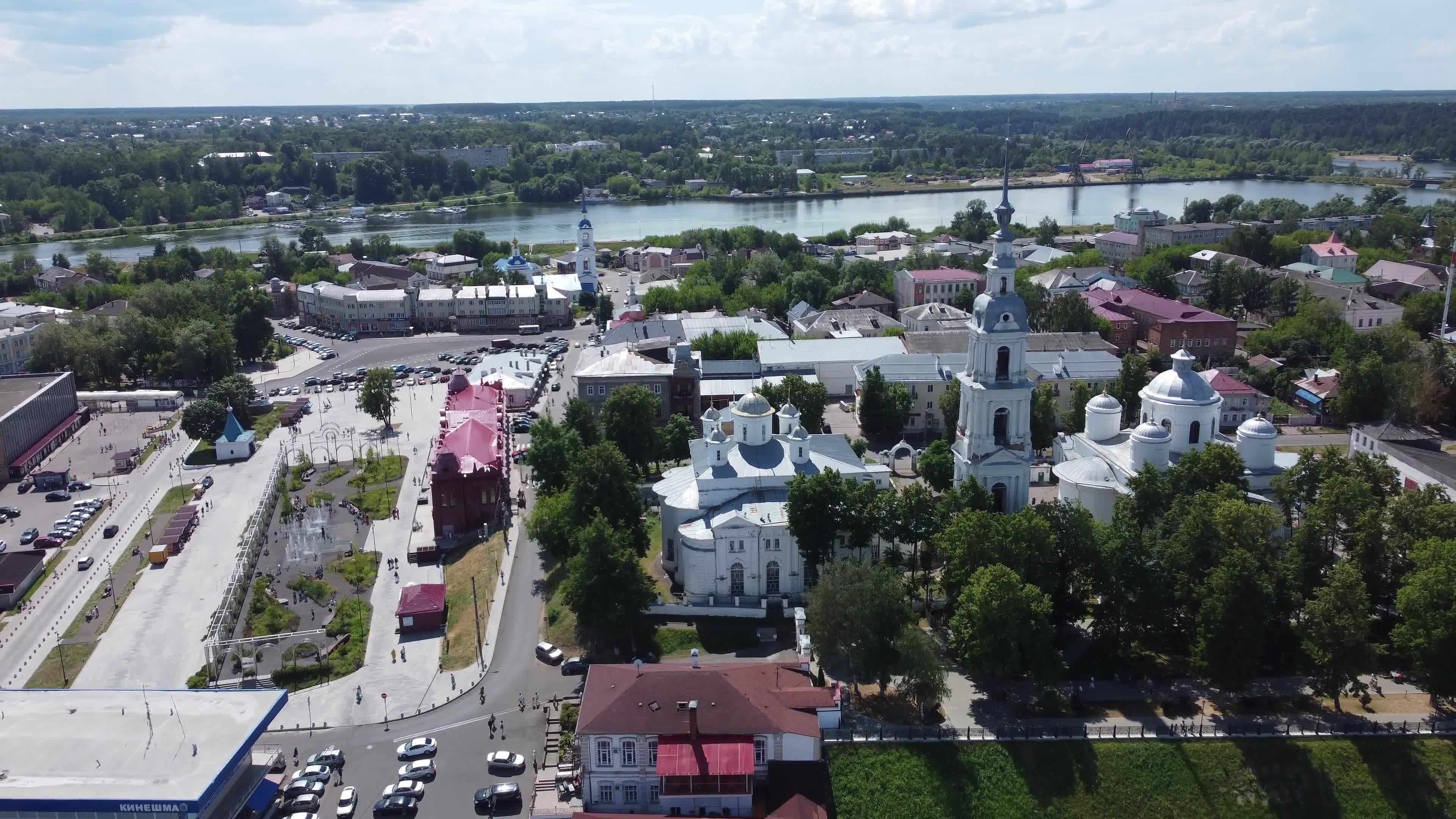 площадь революции в кинешме