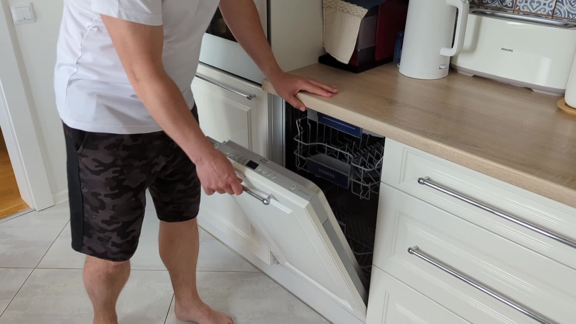 Как вытащить посудомойку из под столешницы
