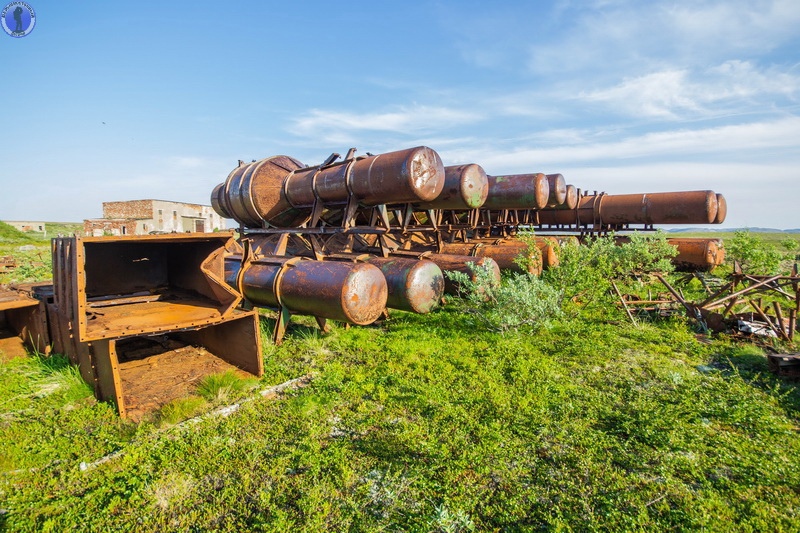 Супер хранилище под тверью. Супер хранилище под тверью. Заброшенное хранилище ракетного топлива под костромой. Тверь заброшенный поселок белый городок. Свалка строительных лесов.