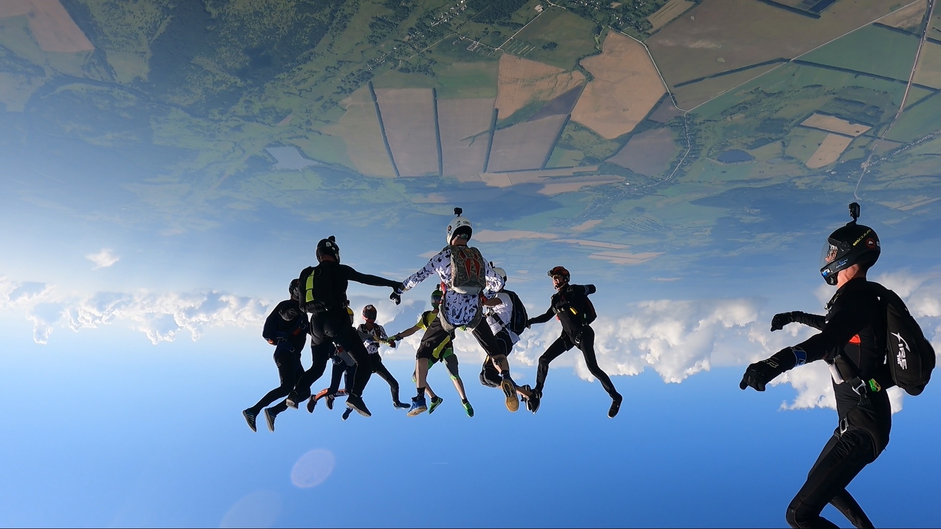 Gta 5 как прыгать с парашютом фото 48
