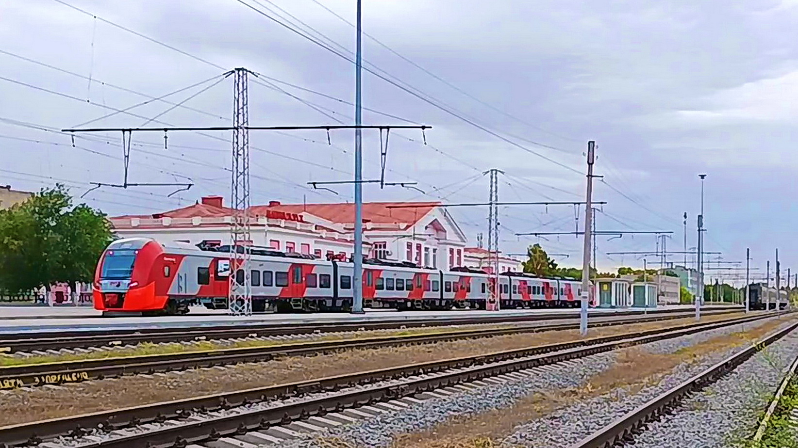 Жд станция айдырля. Электропоездов магнитогорск карталы. Карталы магнитогорск. Эд9м магнитогорск карталы. Вокзал магнитогорск.
