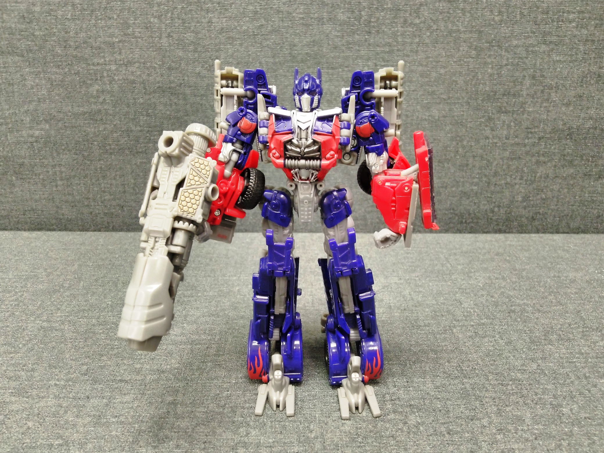 Обзор трансформеров. Трансформер Optimus Prime MECHTECH. Transformers Dark of the Moon Voyager class MECHTECH Optimus Prime. Трансформер Optimus Prime MECHTECH Voyger. Optimus Prime Studio Series SS-38 Voyager class.