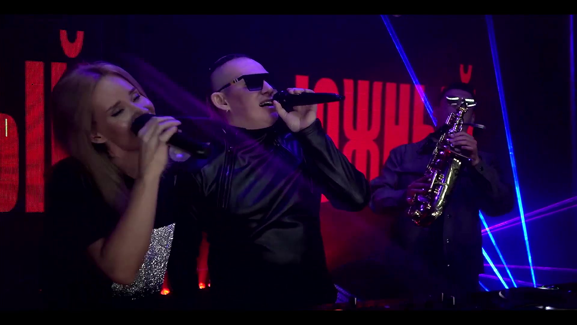 мистер кредо в танце кружимся. песня танцуй слова. мистер кредо ноты для фортепиано. мистер кредо медляк ноты для фортепиано. девушка которая пела с мистером кредо.