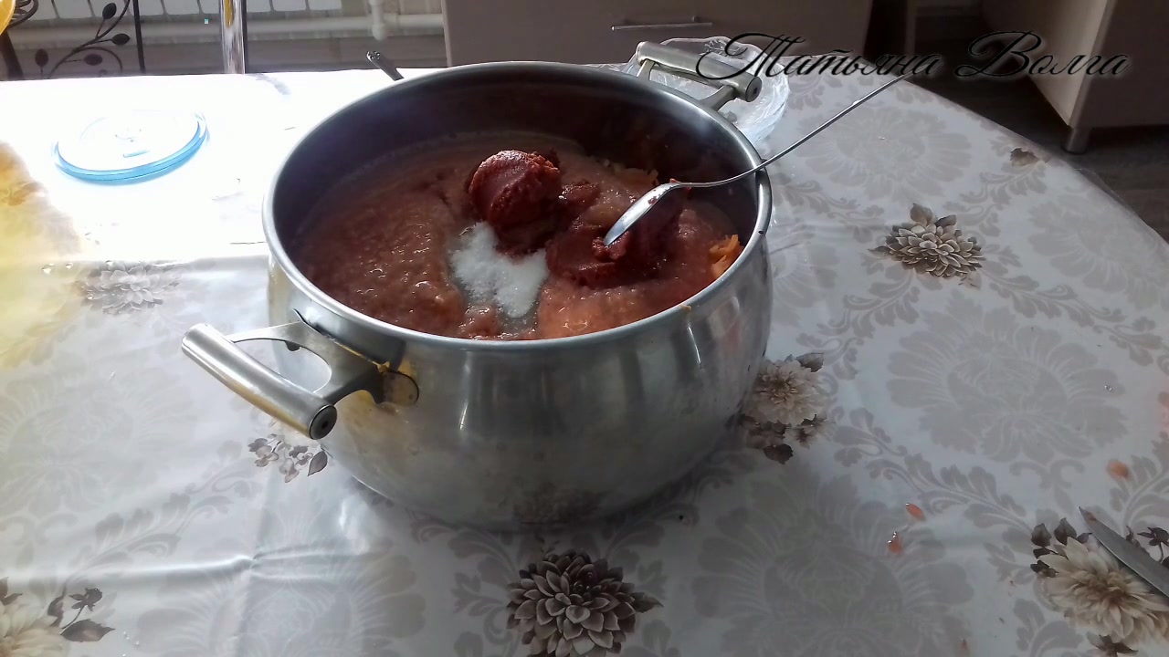 Борщ кислый как исправить. Если борщ получился кислым. Как приготовить борщевую заправку. Борщ получился кислый как исправить