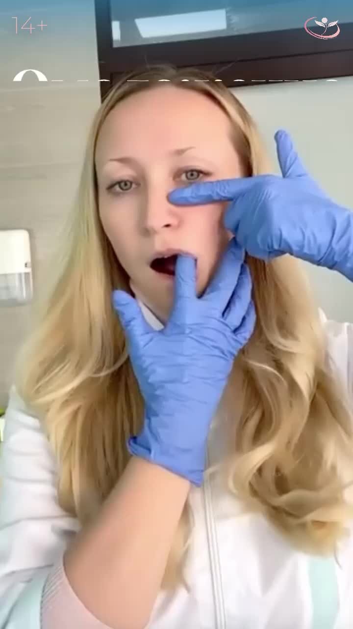 медицинские перчатки видео