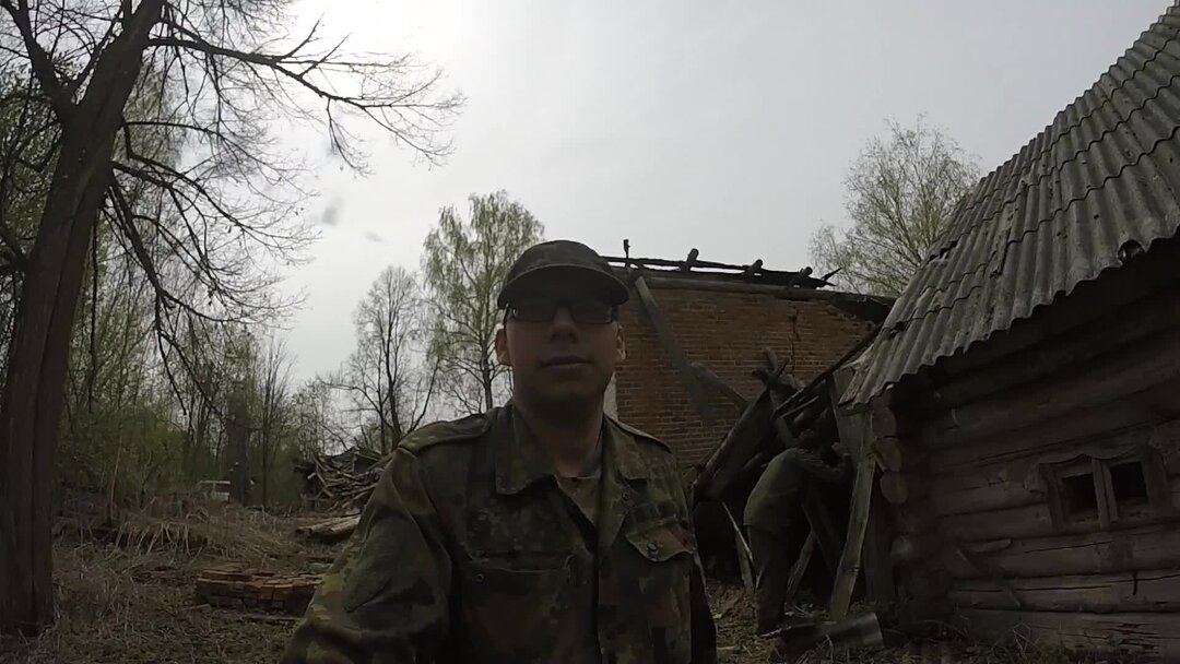 Распахали огород и почистили в старом деревенском доме. Друзья снова ...