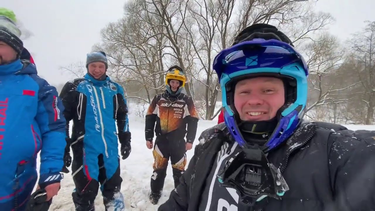 Чеховские проходимцы снегоходы. Покатушки на снегоходах. Чеховские проходимцы зимой. Снегоход 2018. Чеховские проходимцы снегоходы.