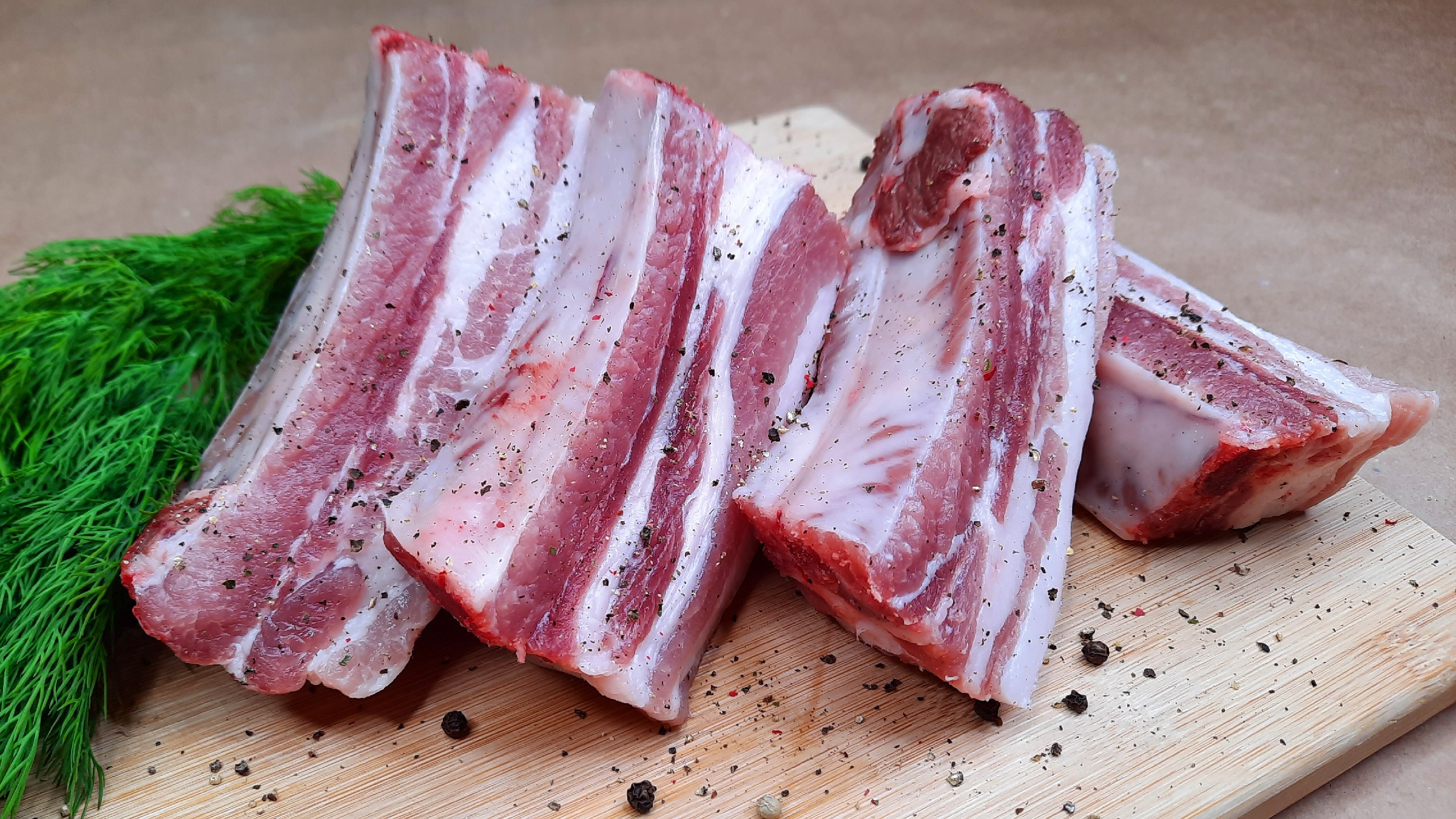 Свиное как пишется правильно. Румяный юный исключения. Н и нн свиной. Юный зелёный румяный пряный. Свиной исключение.