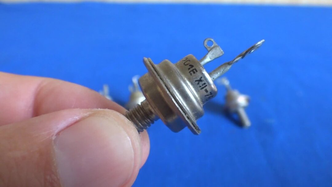 ТИРИСТОР КУ2012 - где искать Истинные знания о советских Триодах ...