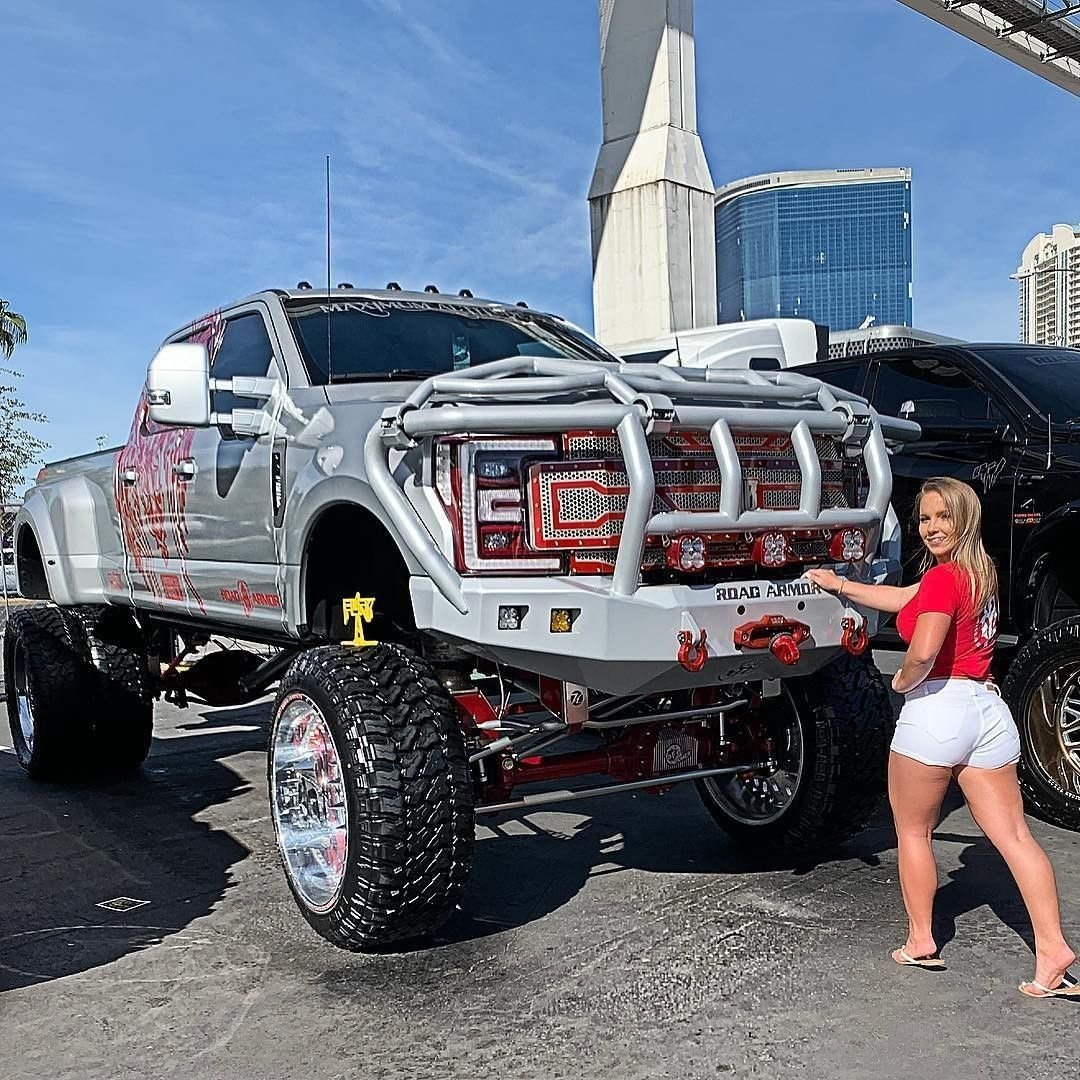 Включи большую сильную. Форд f650 джип. Форд ф 650. Ford f650 super Truck. Форд 650 пикап.