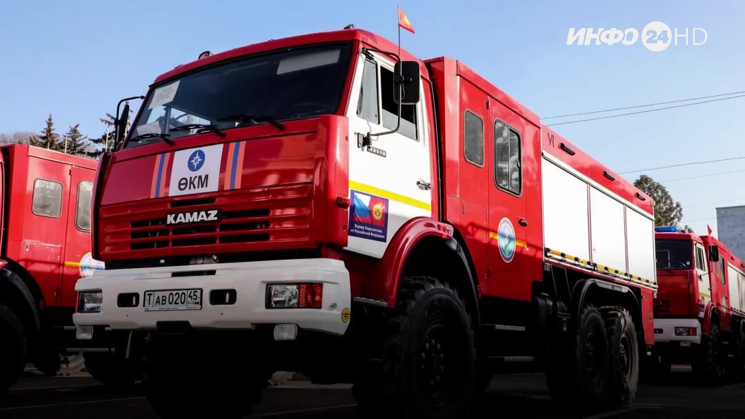 Новая пожарная автоцистерна на базе автомобиля "Урал" введена в боевой расчет по