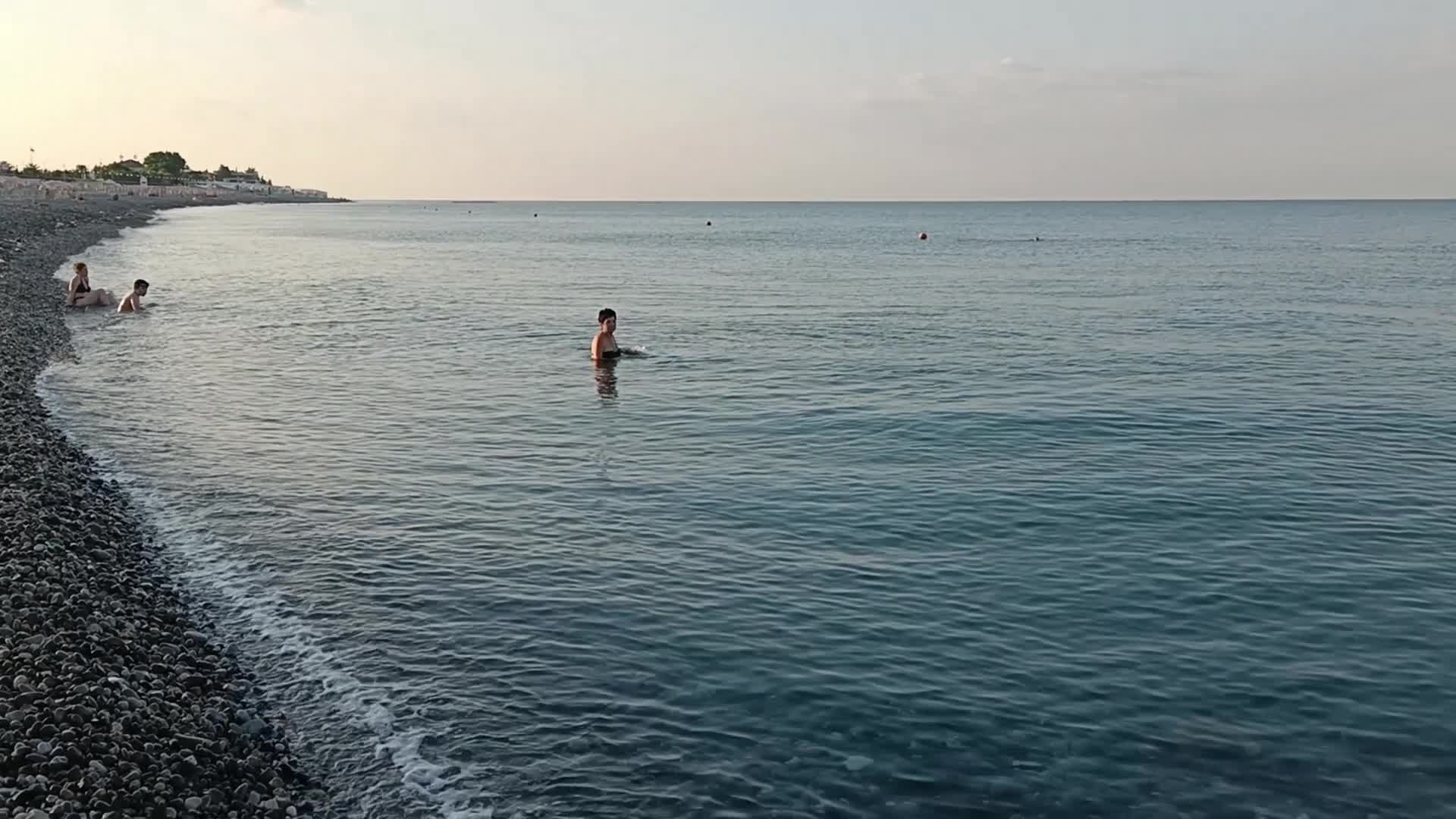 Вода черное море адлер