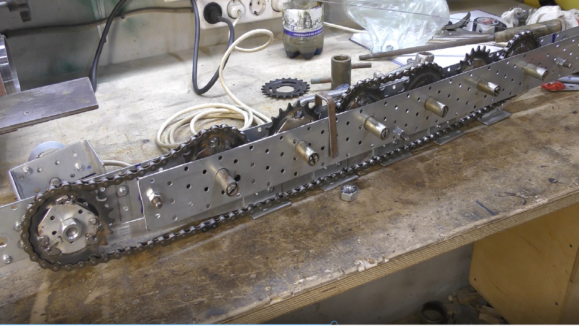 Мангал из нержавейки с электроприводом. Привод для шампуров. Привод для шампуров. Кедр вш-6н вертел. Вертел кедр вш-6 шашлычник на 6 шампуров.