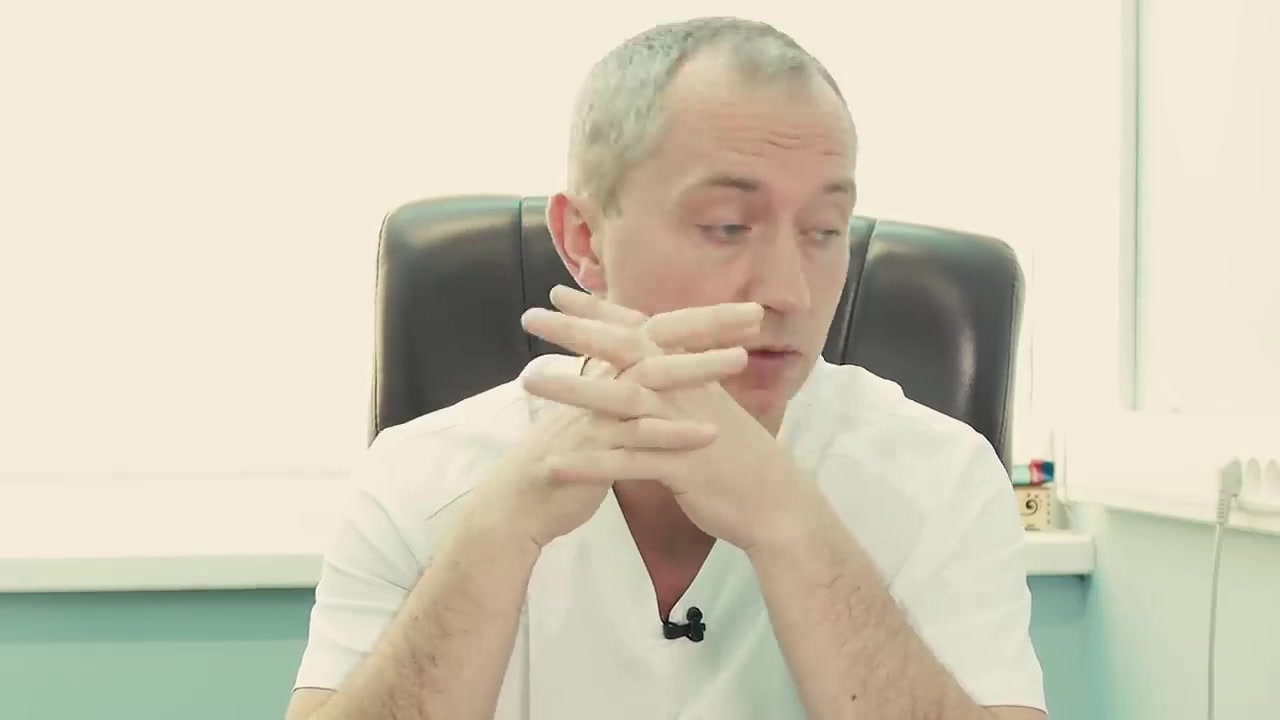 Шишонин игра на понижение. Доктор Шишонин о снижение давления упражнениями. Шишонин Нижнекамск врач фото. Видео блог доктора Шишонина. Шишонин упражнения от глаукомы