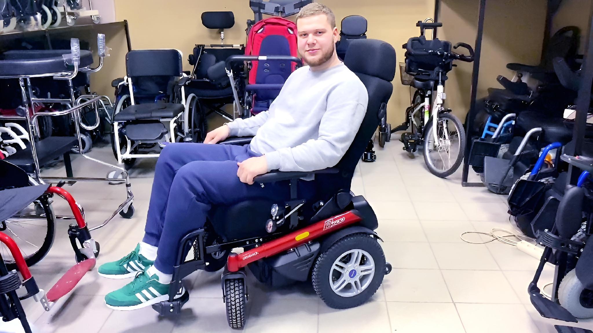 Инвалиды в колясках видео