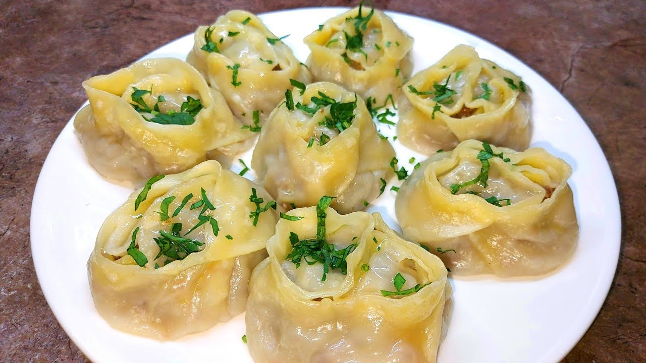 манты с фаршем луком и картошкой. манты с картошкой. манты с фаршем луком и картошкой. манты открытые. манты с фаршем луком и картошкой.