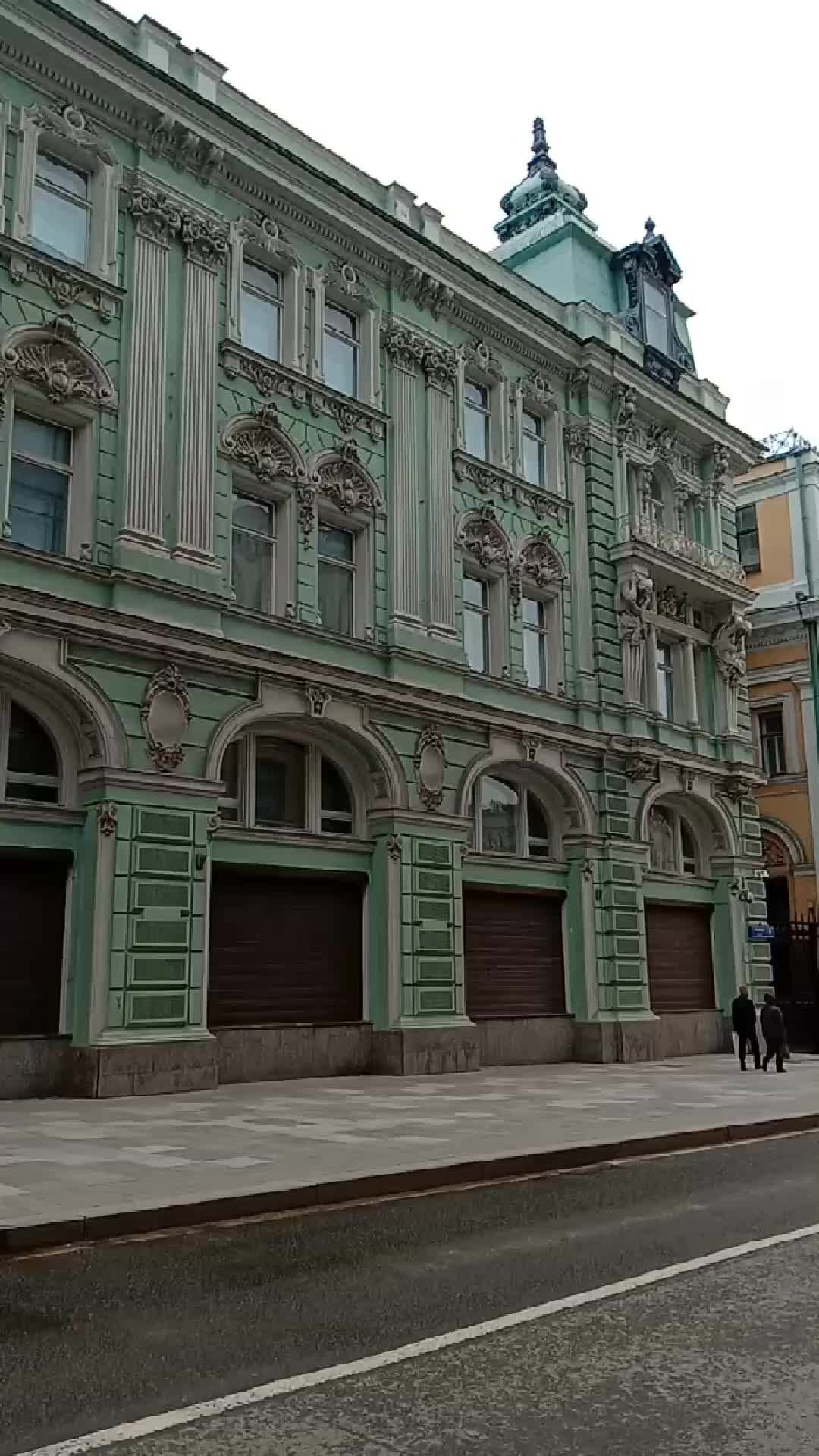 Столичный Lifestyle | Дом Московского Купеческого общества (1889—1890,  архитектор Б. В. Фрейденберг), объект культурного наследия. Улица Ильинка  д.8 | Дзен