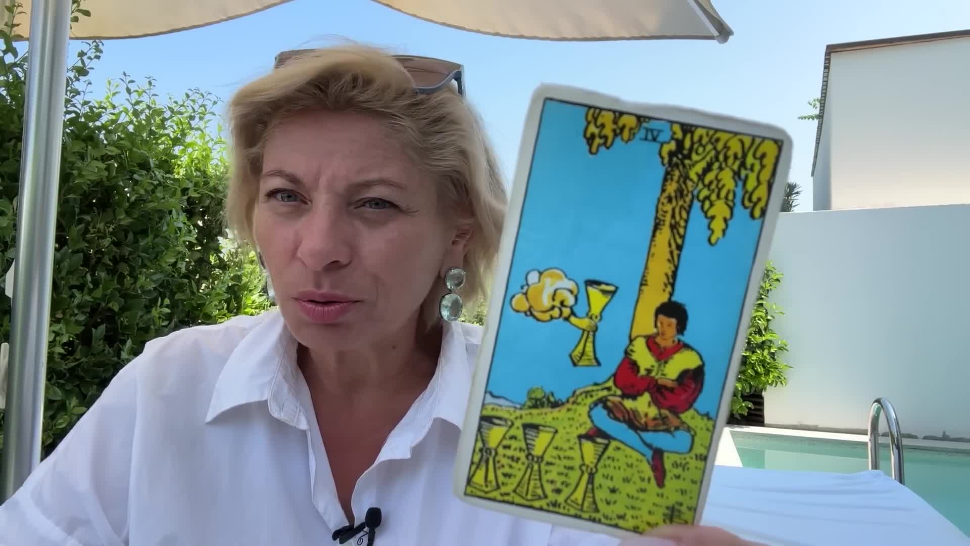 Гороскоп анжелы перл на август 2024 рак. Angela Pearl Таро.