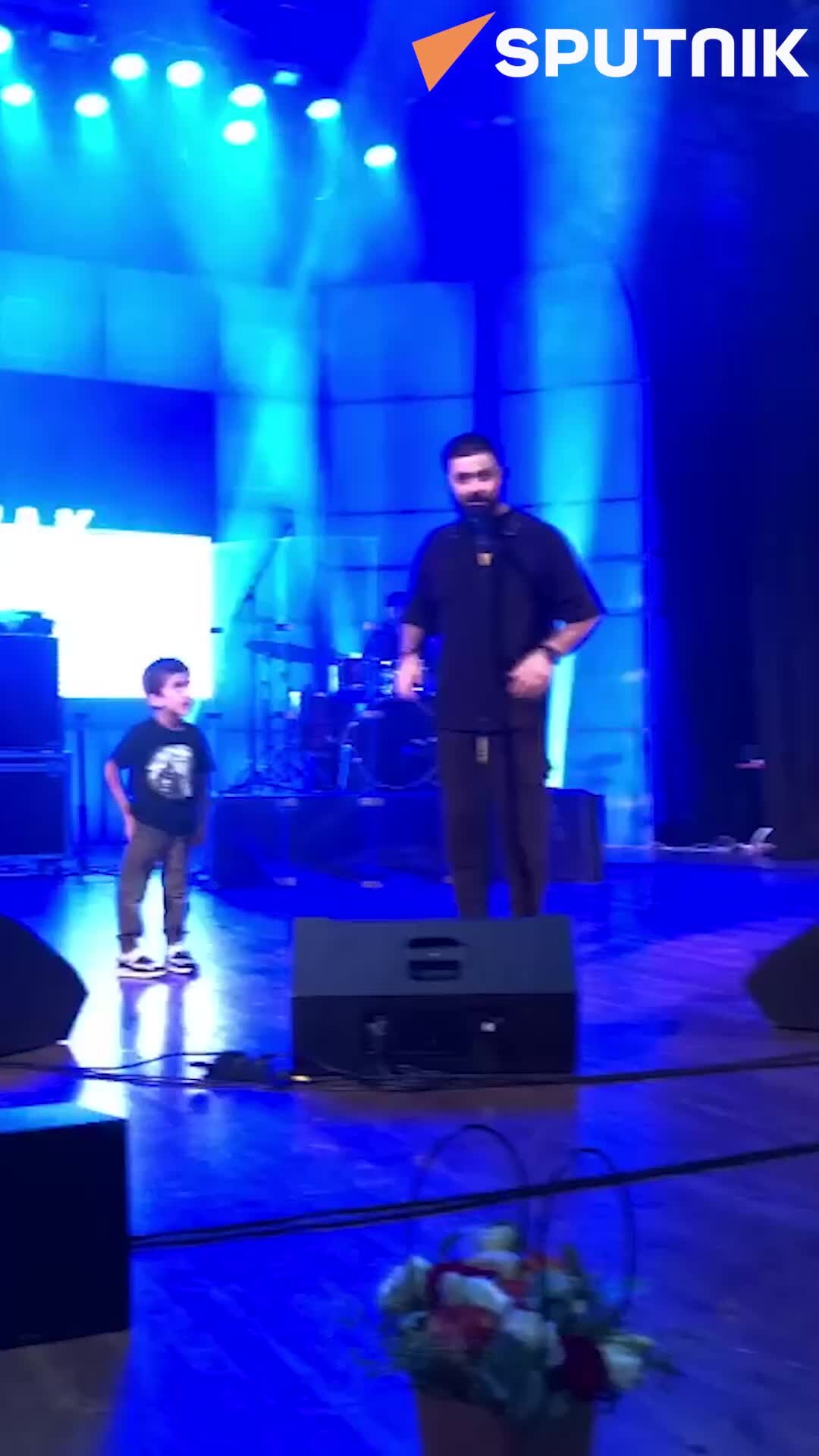 Sputnik Абхазия | Пятилетний Георгий из Сухума вышел на сцену, чтобы ...