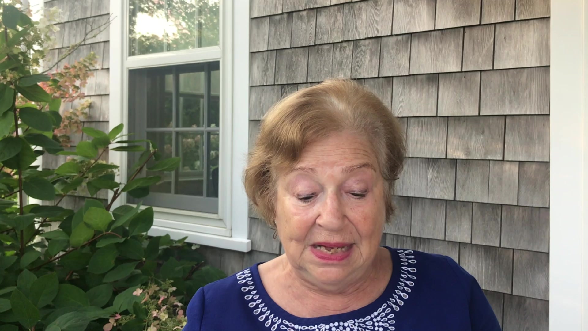 Азбука-классика издательство. Война и мир лев толстой 1 том. Обложка журнала новый мир. Большие книги азбука иностранка издательство. Афоризмы книга подарочная.