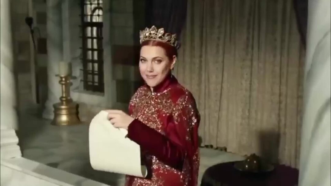 смертельная болезнь хюррем. сулейман узнает. сулейман узнает что хюррем изменяла ему с лукрц. сулейман узнает. сулейман узнает о болезни хюррем.